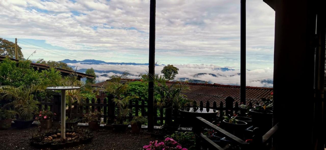 Nilowin Glenanore Guesthouse ฮาปูตาเล ภายนอก รูปภาพ
