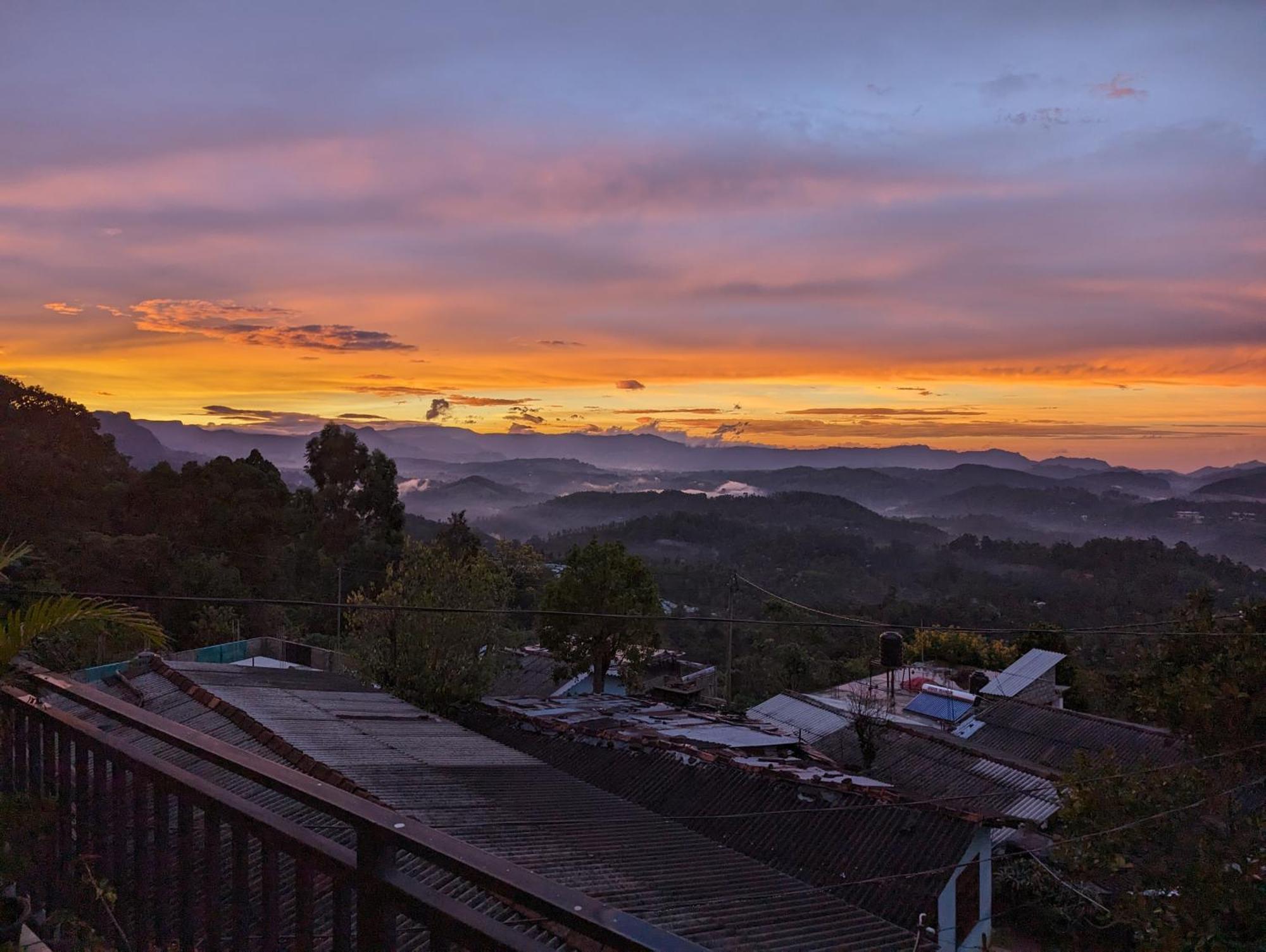Nilowin Glenanore Guesthouse ฮาปูตาเล ภายนอก รูปภาพ