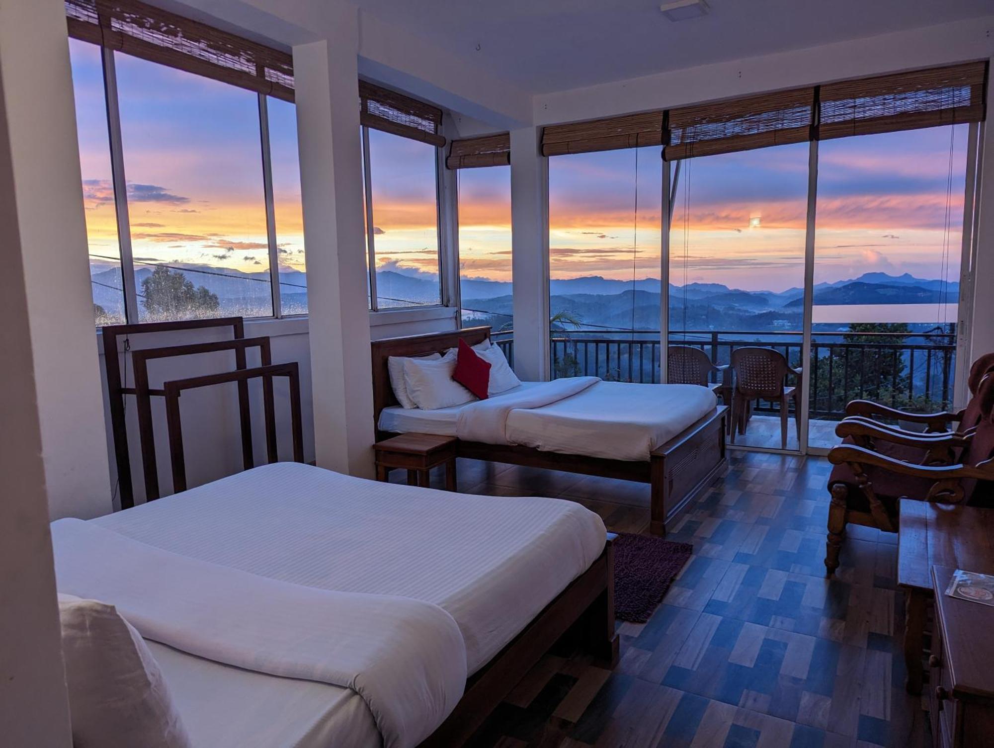 Nilowin Glenanore Guesthouse ฮาปูตาเล ภายนอก รูปภาพ