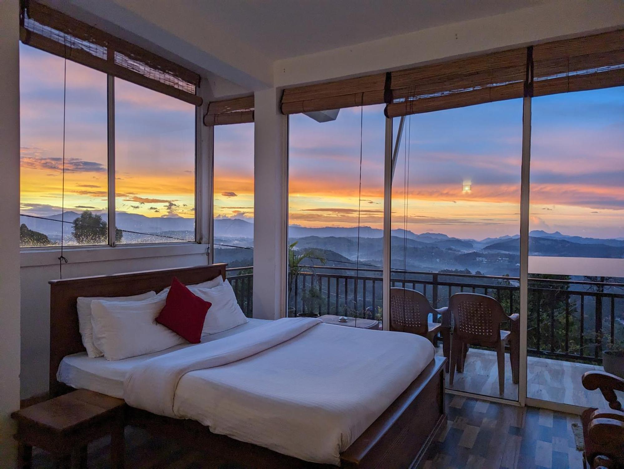 Nilowin Glenanore Guesthouse ฮาปูตาเล ภายนอก รูปภาพ