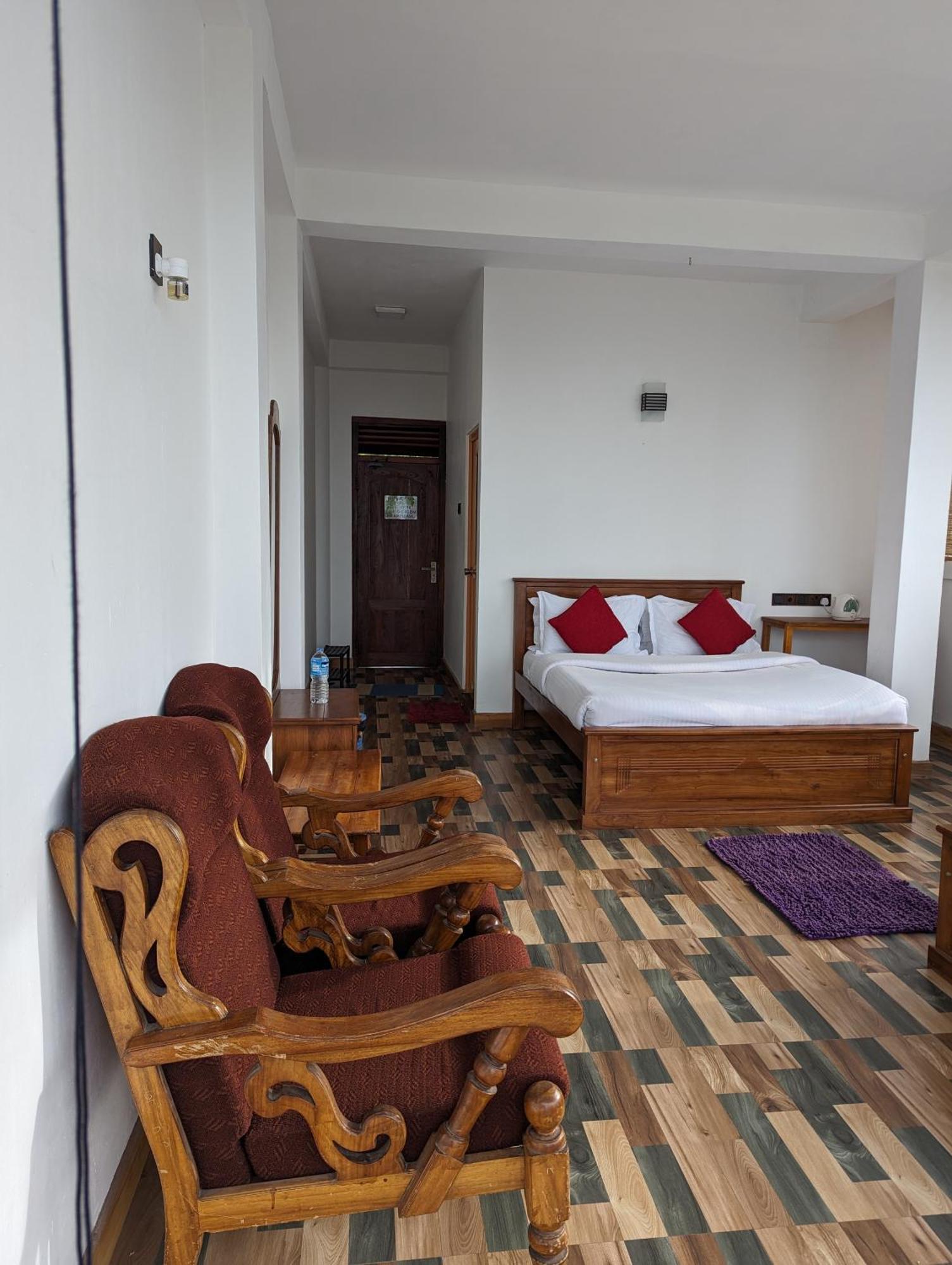 Nilowin Glenanore Guesthouse ฮาปูตาเล ห้อง รูปภาพ