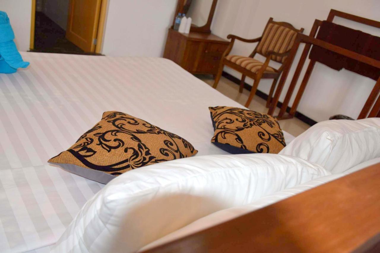 Nilowin Glenanore Guesthouse ฮาปูตาเล ภายนอก รูปภาพ