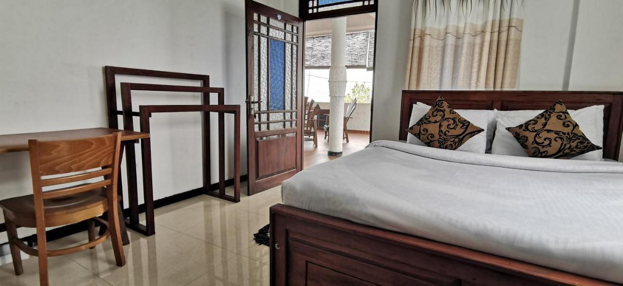 Nilowin Glenanore Guesthouse ฮาปูตาเล ภายนอก รูปภาพ